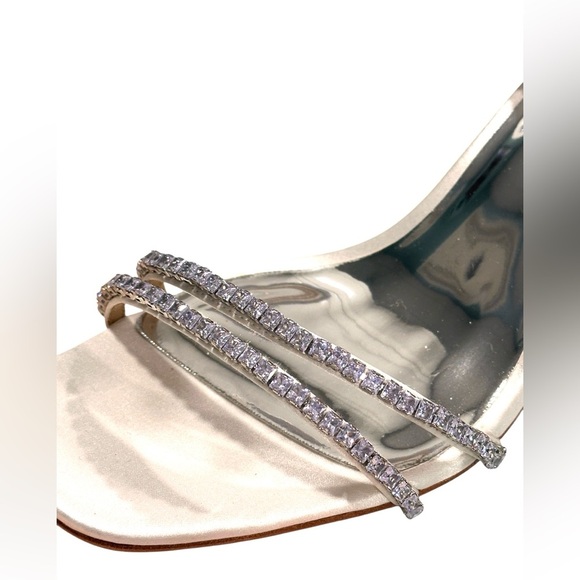 Badgley Mischa womens Lillie Crystal Dual-Strapped Block Heels NEW, Size 9 - Picture 8 of 11